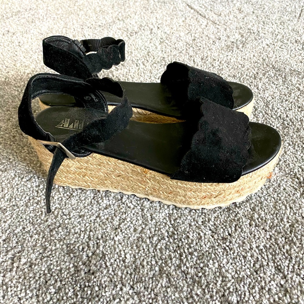 Womens sandals